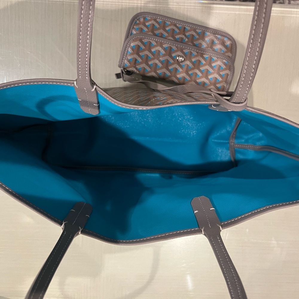 Brown and Blue Patterned Tote - Picture 6 of 7